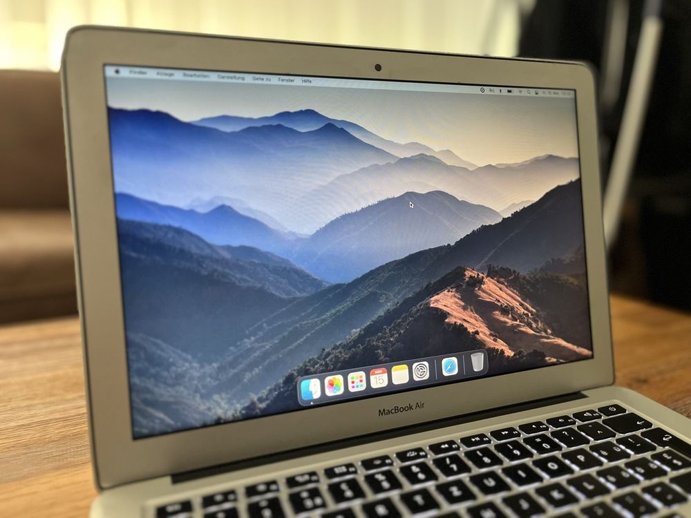 MacBook Air (13-inch, Early 2015) (Gebraucht) in Oberwil BL für