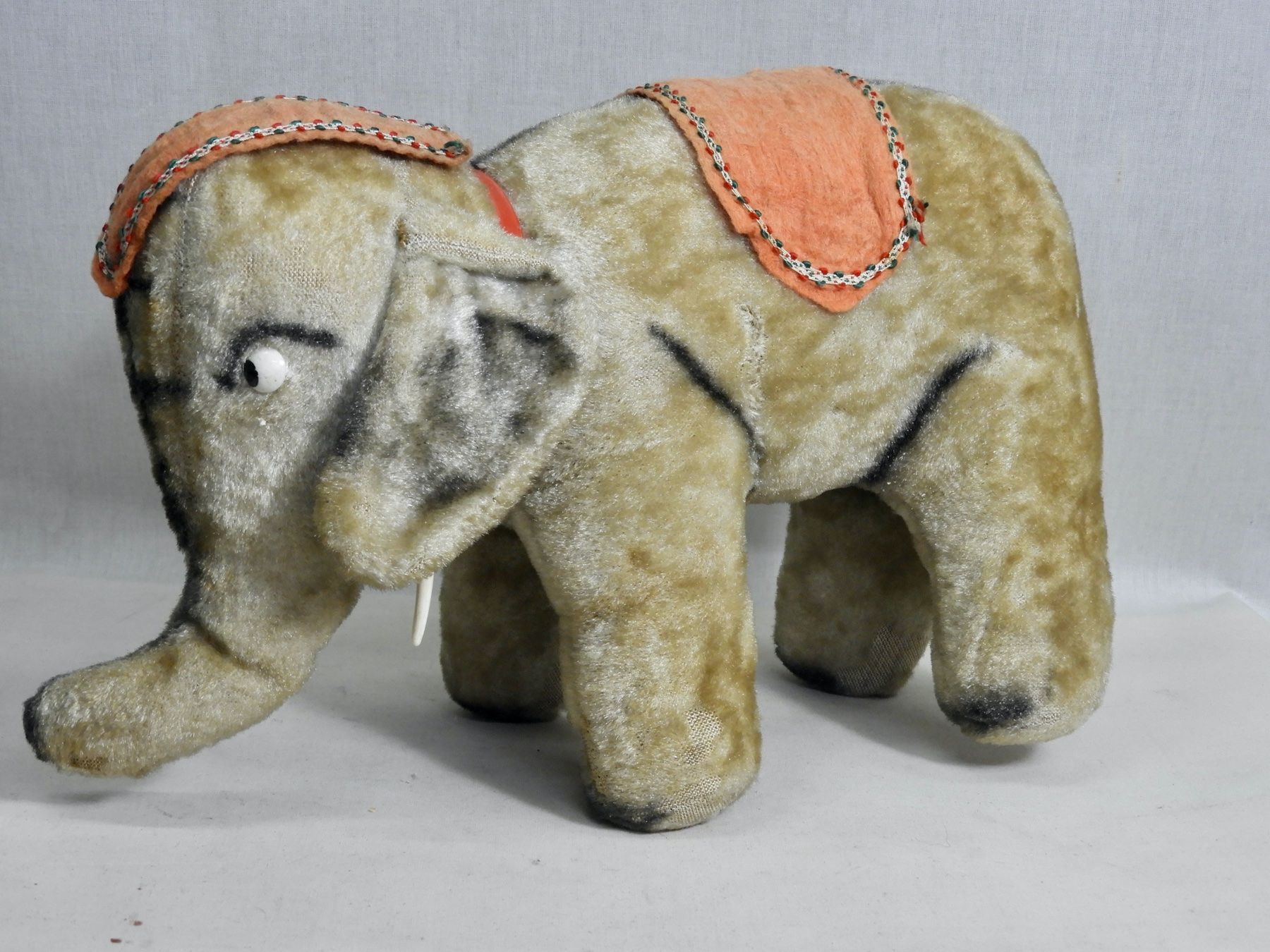 Steiff Spielzeuge: Original Steiff Elefant Spielzeug – Gebraucht aus Horw von luzernicus 1