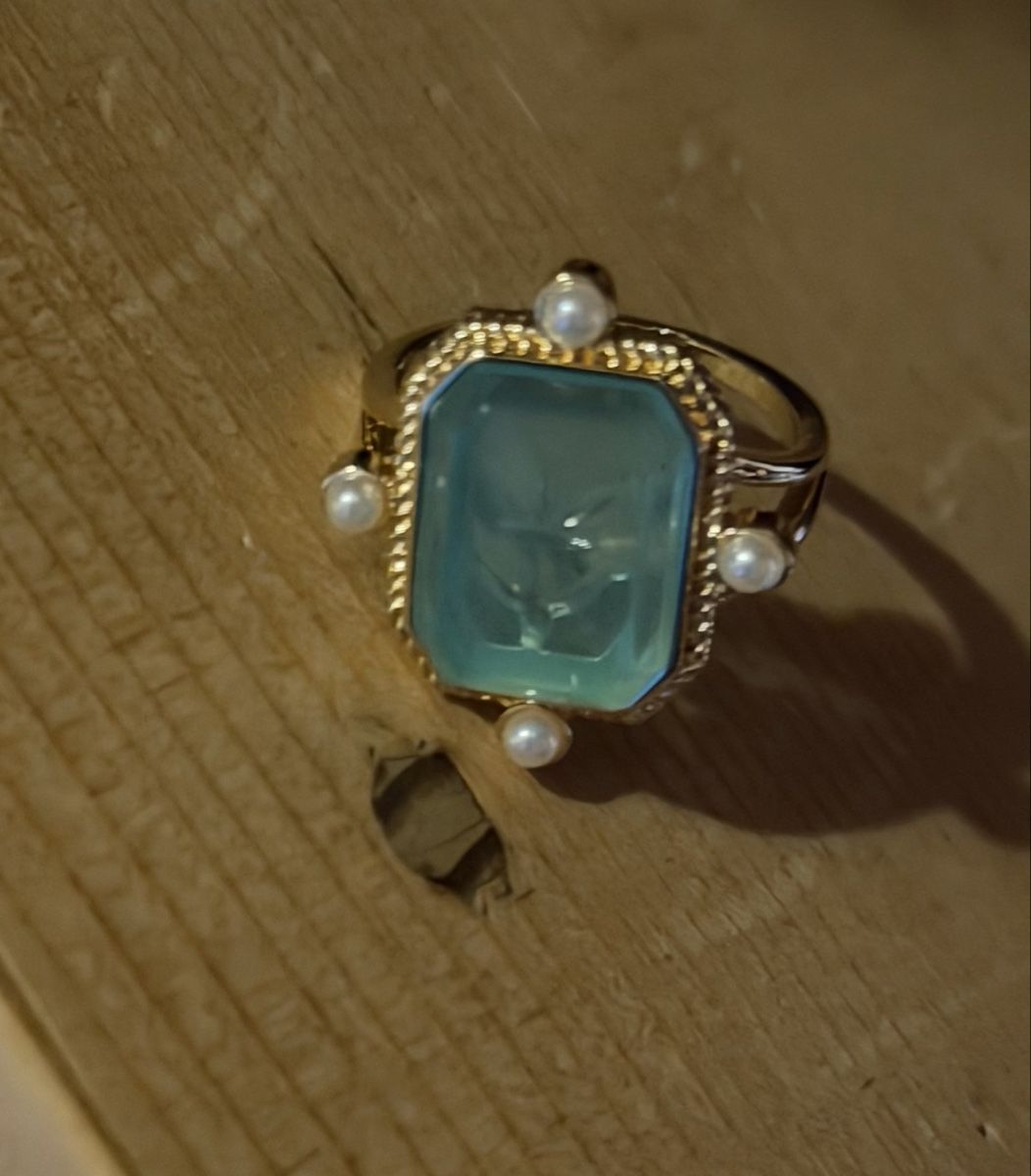 Anelli: Ring mit blauem Stein – Usato da Donat venduto da troja007