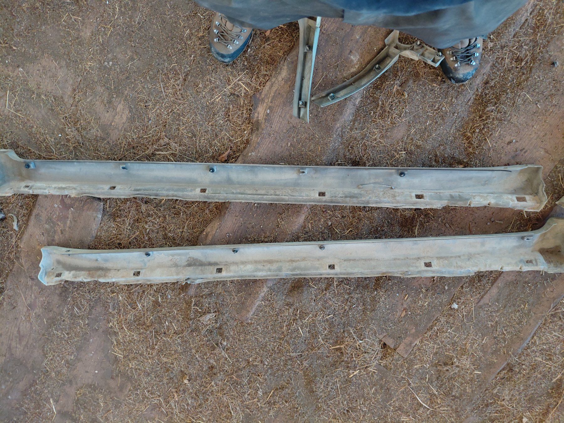 Tutti pezzi di ricambio auto: Seitenschweller subaru forester sg – Usato da Engi venduto da mar_2rtw