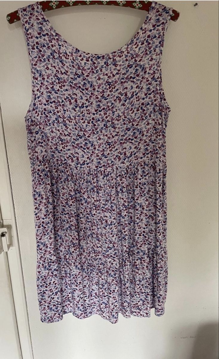 Vestiti: SOMMERKLEID GRÖSSE M – Usato da Dübendorf venduto da ali_g7p8