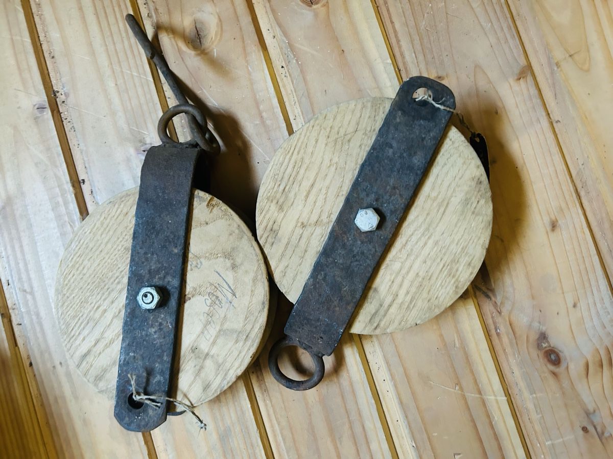 Altro per stoccaggio & trasporto: Antique Holz Seilwinde  – Usato da Zürich venduto da KuduKing