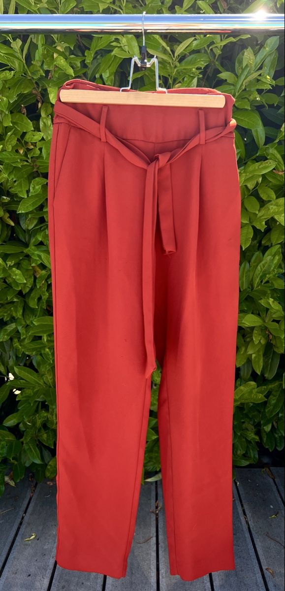 Zara Pantaloni: Red pants Zara XS – Usato da St-Aubin FR venduto da claramathi 2