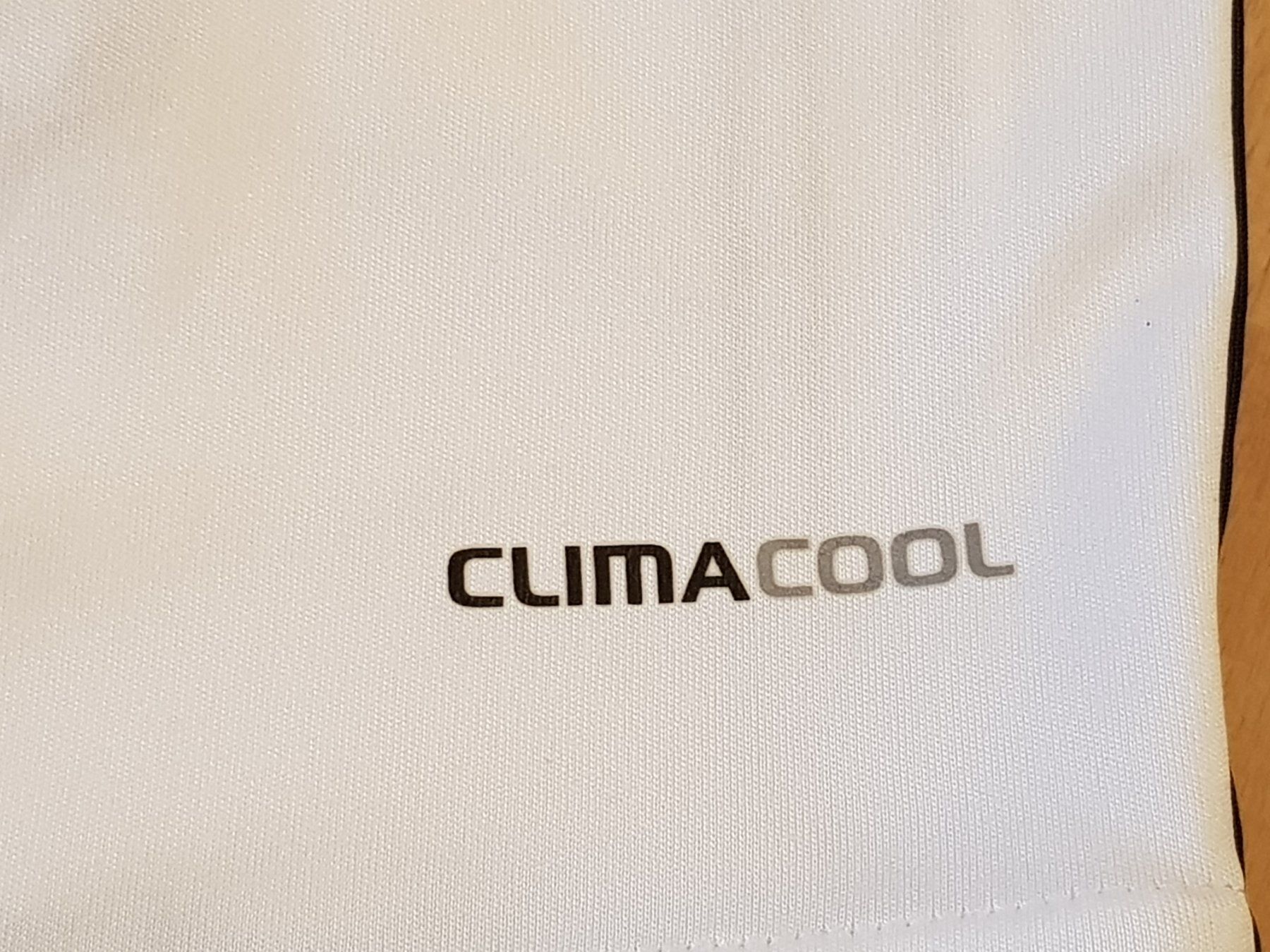 Adidas Pantaloni: Real Madrid Adidas Shorts, Grosse M – Usato da Le Mouret venduto da Pantini 5