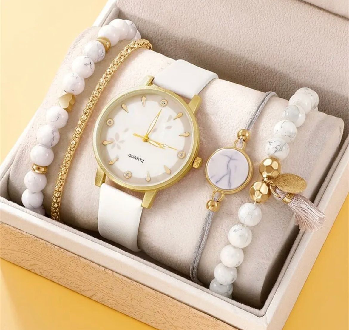 Orologi: Armbanduhr • Full set – Nuovo e nell'imballaggio originale da Oberegg venduto da Alepokemon
