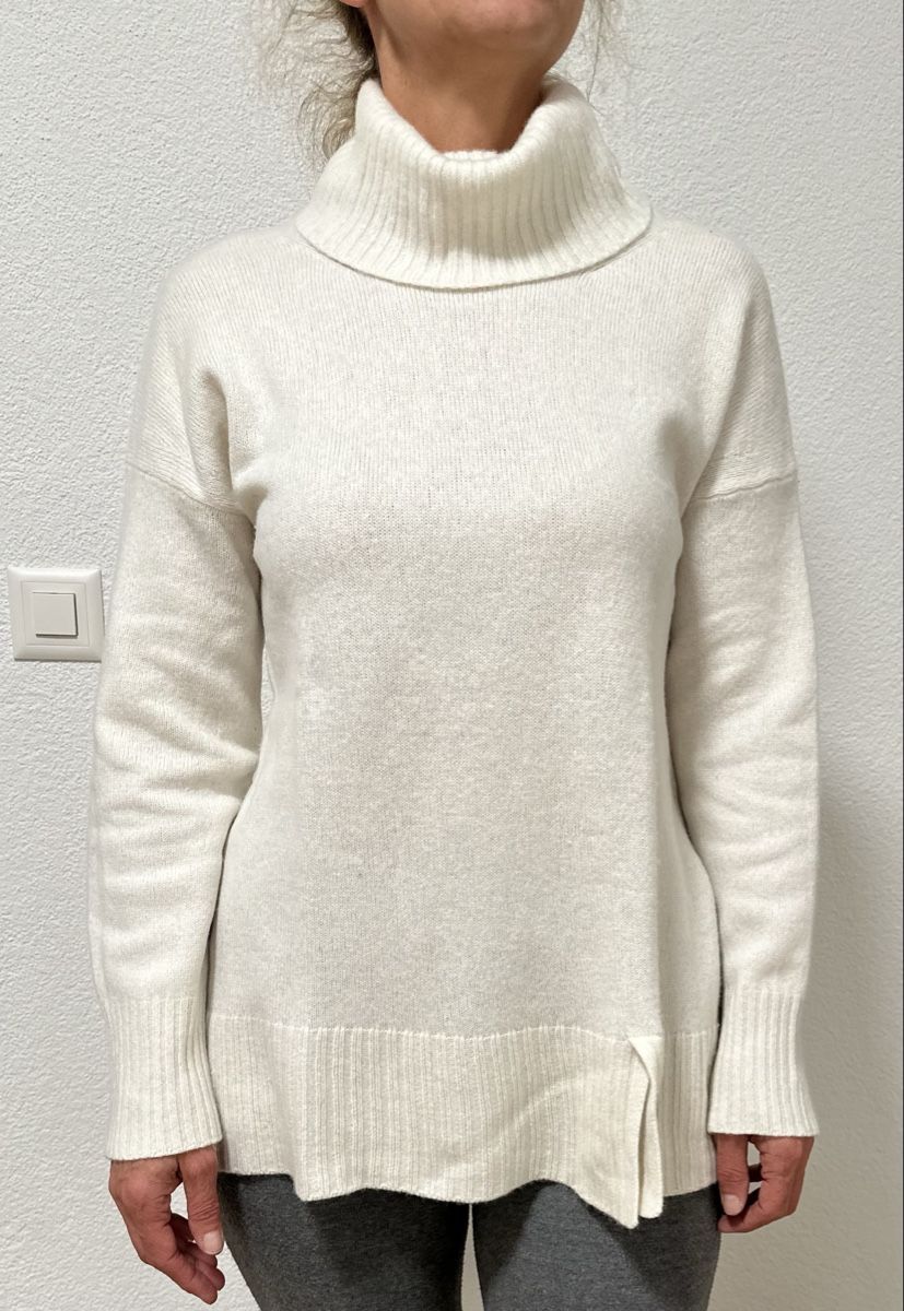 Massimo Dutti Maglioni & Felpe: Weisser Massimo Dutti Rollkragenpullover Gr S  – Usato da Glattbrugg venduto da SMusic98