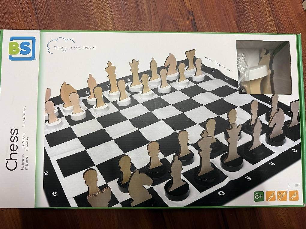 Jeux: Riesen Schachspiel – Neuf avec emballage d'origine à Stäfa par tschantscho