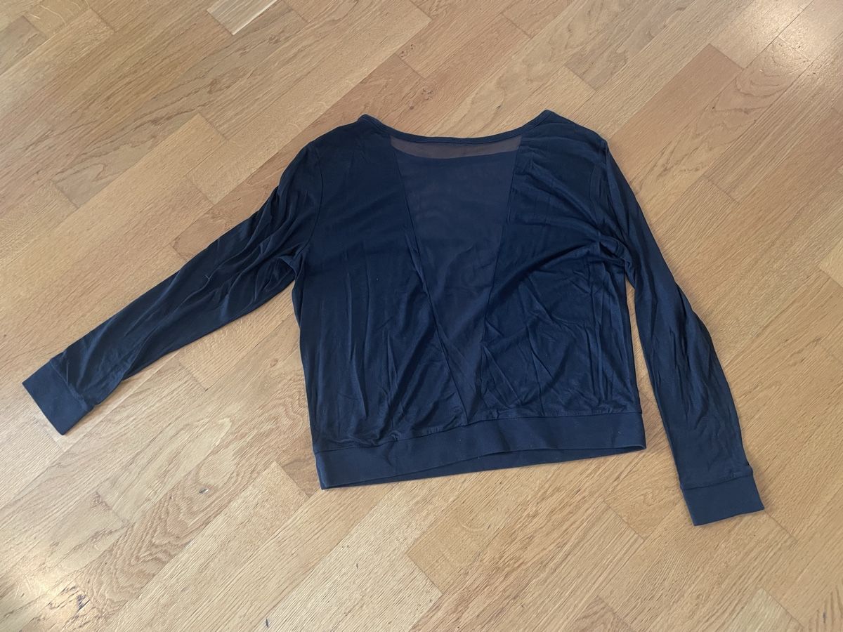 Reebok Pullover & Sweatshirts: Reebok Sport Sweater S – Gebraucht aus Horgen von Renbert 2