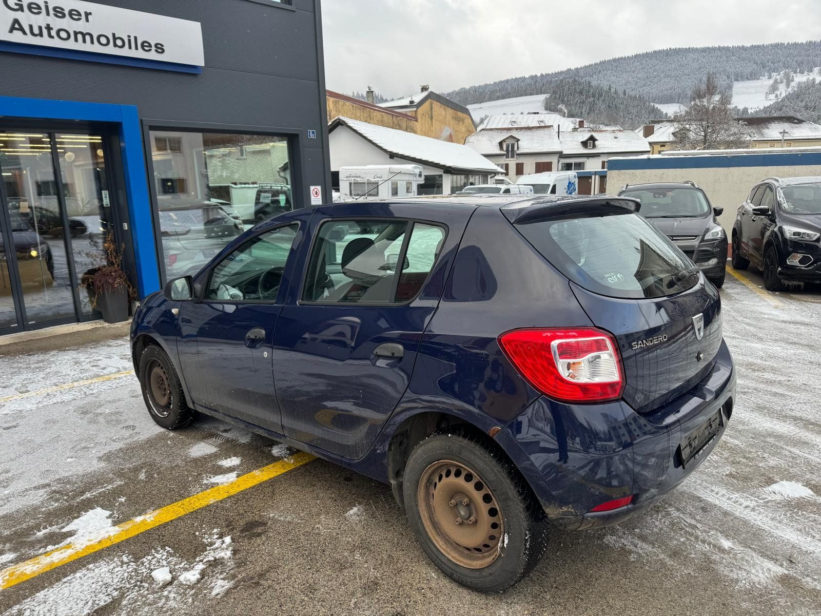 Dacia Automobili: Dacia Sandero 1.2 75 55KW – Usato da Couvet venduto da Geiser-Automobiles 2