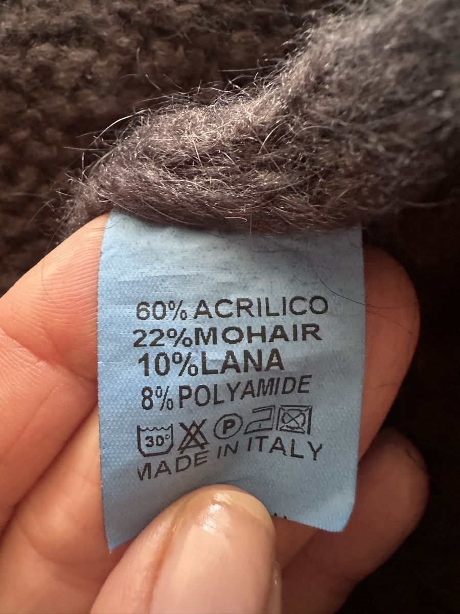 Vestes: Wunderschöne carcoal farbige Strickjacke – Neuf (Voir description) à Siebnen par tan_sn8j 3