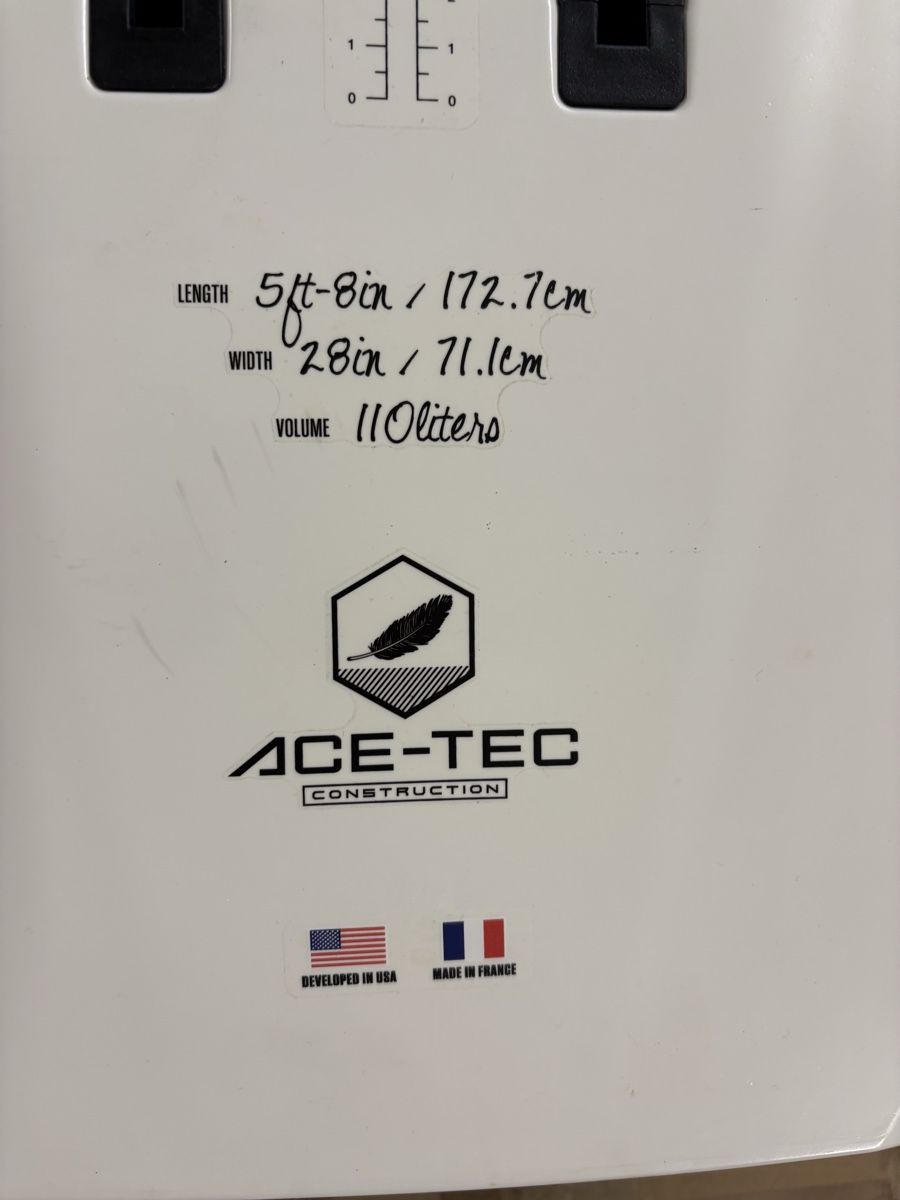 SIC Surfboards & Schwimmbrette: SIC Raptor 5.8 Board 110 Liter, gebraucht – Gebraucht aus Muntelier von a_g_6bw2 2