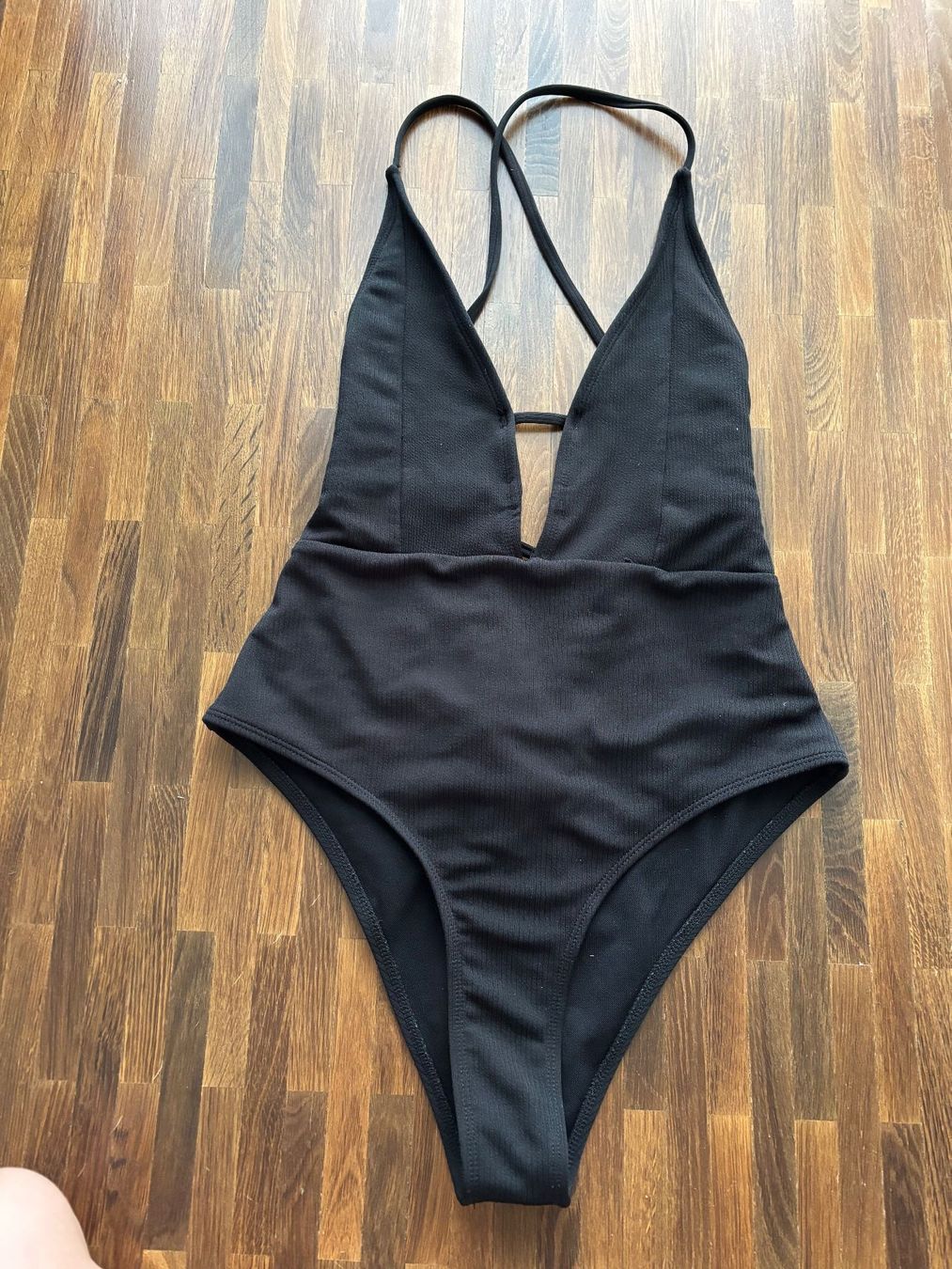 Costumi da bagno & Bikini: Schwarzes Badekleid, Grösse S – Usato da Hinwil venduto da liviipivii