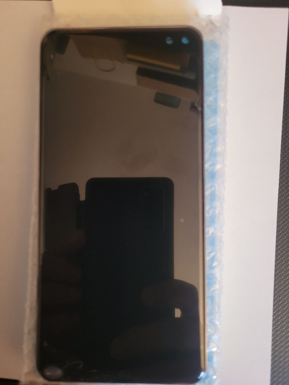 Samsung Telefoni cellulari / Smartphones: samsung galaxy S10 plus Display mit rahm – Nuovo e nell'imballaggio originale da St. Gallen venduto da kamel27 3