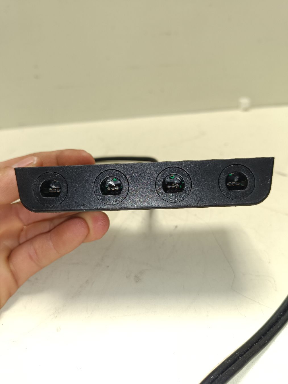 Unità & Adattatore: GameCube Controller Adapter für Wii U & PC USB -(em74) – Usato da Künten venduto da Schnaepplihuus 3