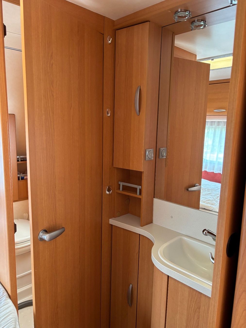 Knaus Camping Fahrzeuge: Wohnanhänger KNAUS Sport 500 – Gebraucht aus Hasle b. Burgdorf von lis-87 7