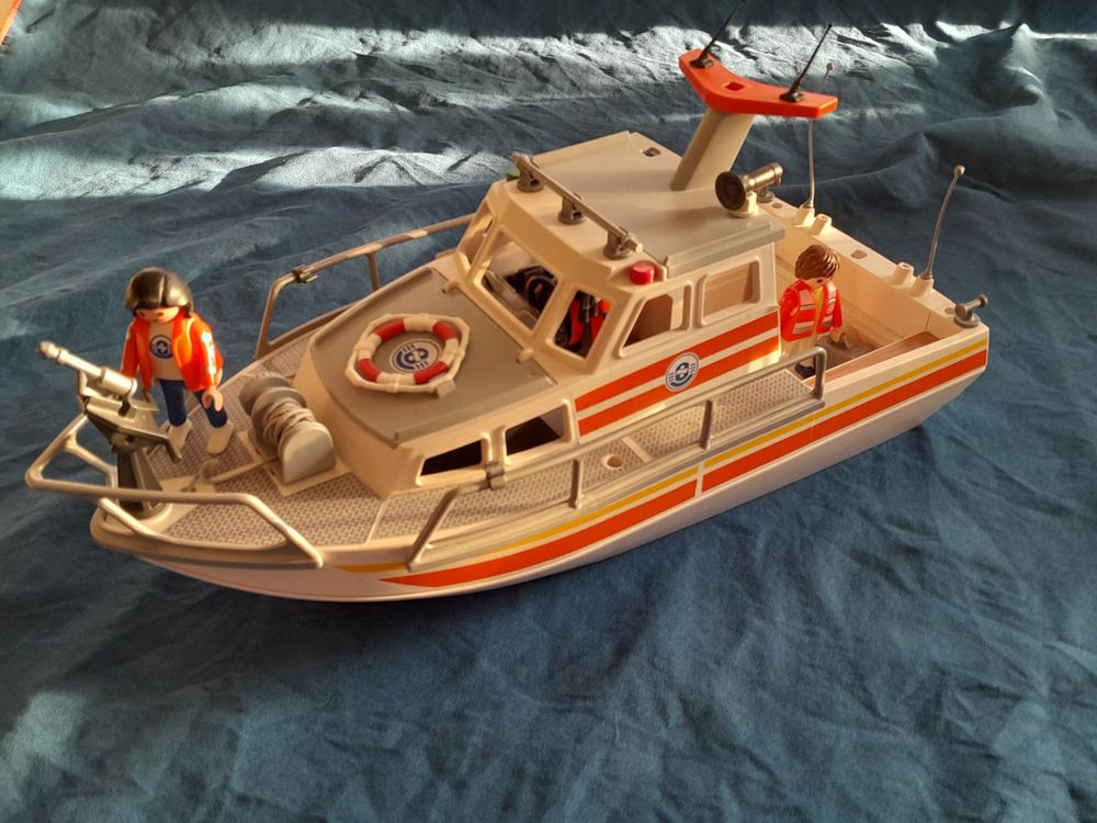 PLAYMOBIL 5545 Rettungsinsel – Schwimmfähiges Spielset Für Bis Zu 4 Figuren