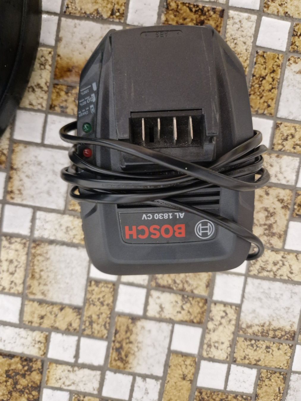 Bosch Rasenmäher: Bosch Rasentrimmer – Gebraucht aus Eyholz von aheio 4