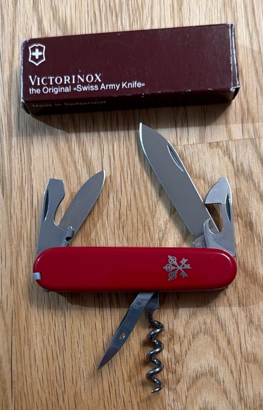 Victorinox Couteaux de poche: VICTORINOX TASCHENMESSER – Neuf avec emballage d'origine à Zürich par Frei-Occasionen