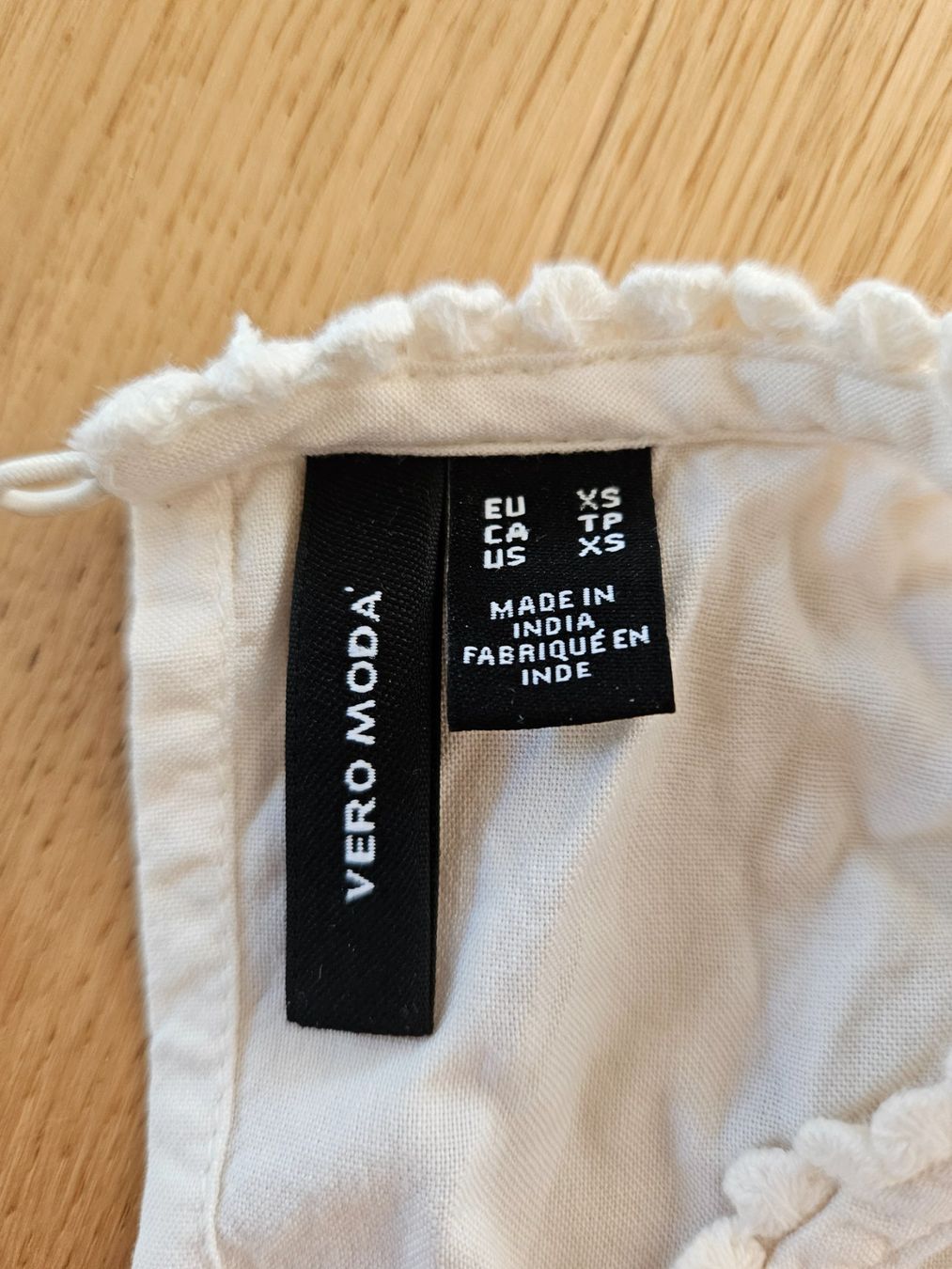 Vero Moda Camicette: Bluse Vero Moda, Grösse XS – Usato da Alpnach Dorf venduto da sab_l28w 1