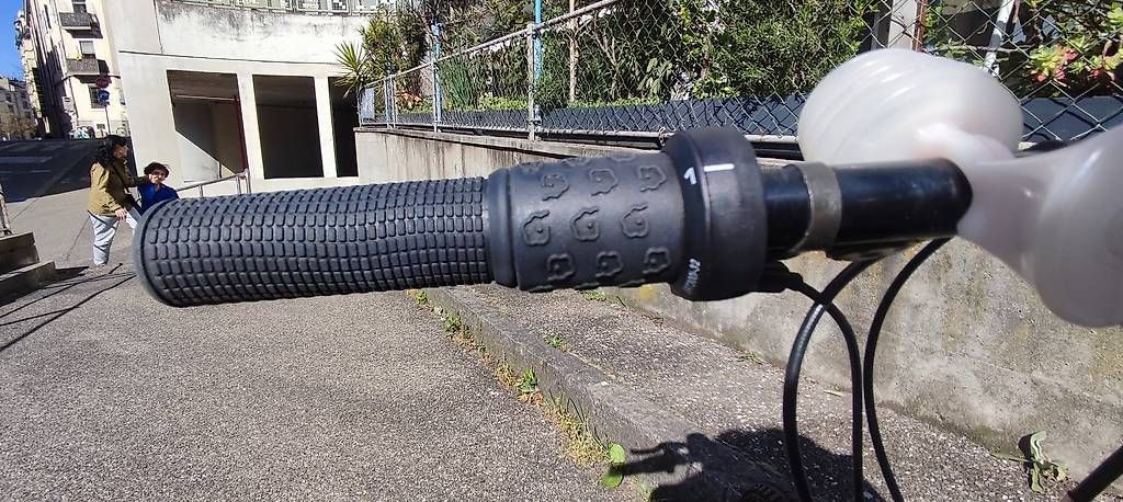 Biciclette: Vélo enfant 20 " – Usato da Genève venduto da sil_f8qg 3