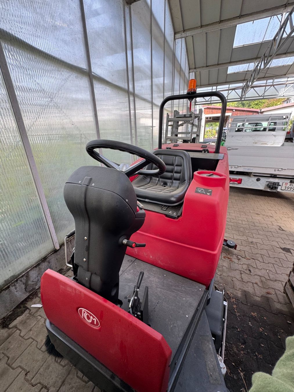 Toutes les machines: Scheuersaugmaschine/ Wischmaschine – Neuf (Voir description) à Bottmingen par bj824 4