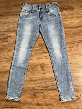 Jeans NUNA LIE mit Perlen und Steinchen
