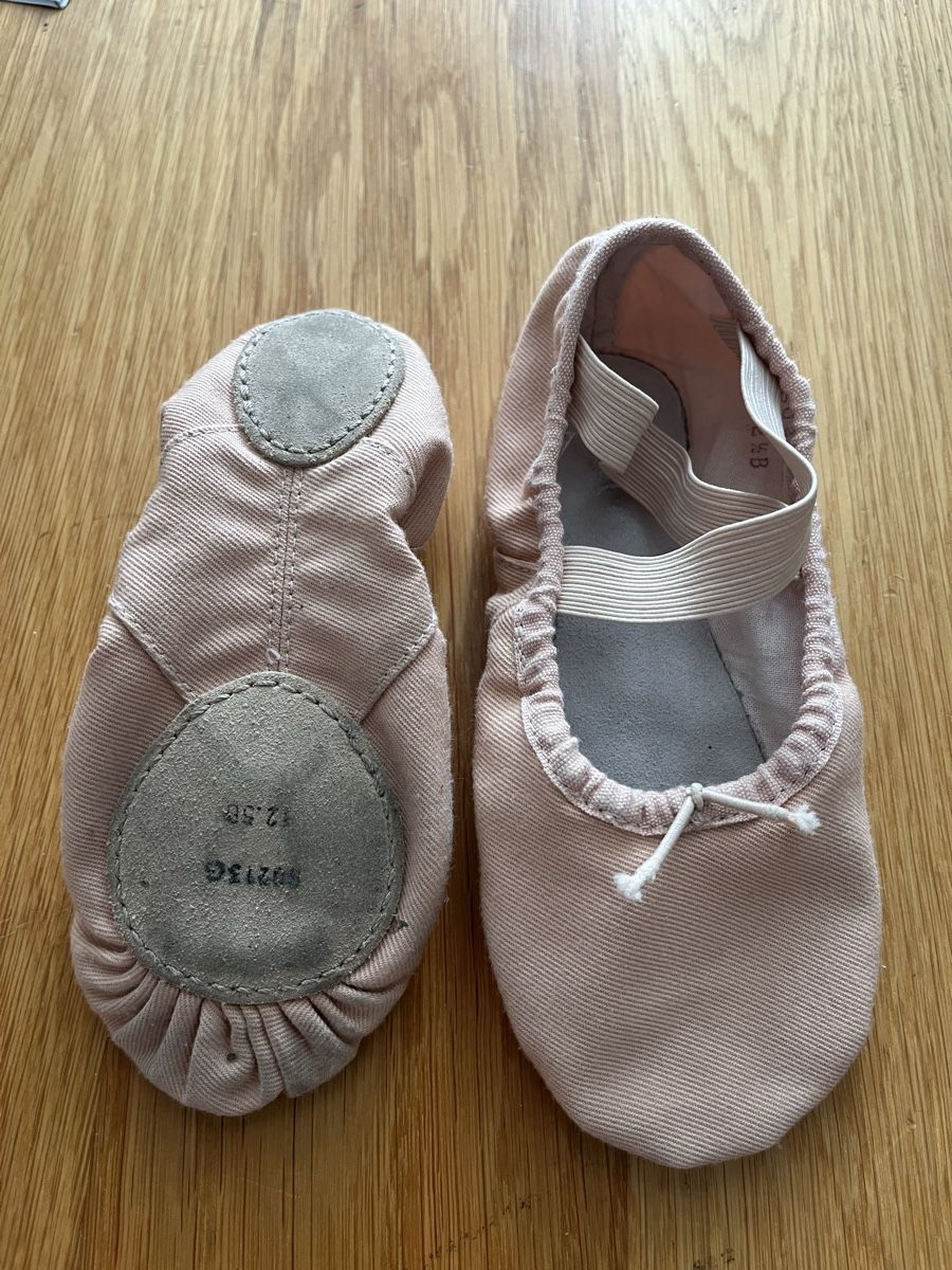 Bloch Chaussures filles: Bloch Ballettschuhe 12.5 – D'occasion à Schaffhausen par _sonnenkind_