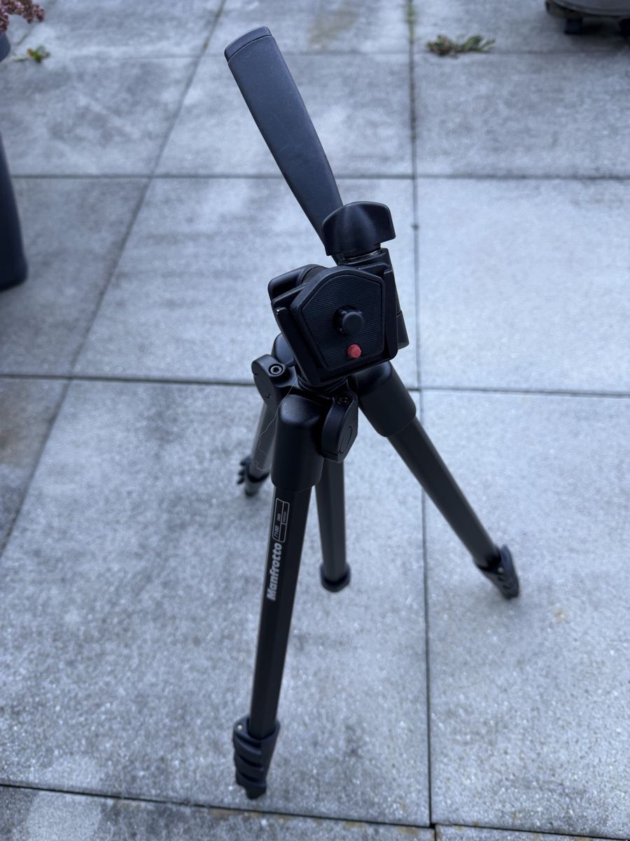Manfrotto Stative & Köpfe: Manfrotto 718B Digi Stativ – Gebraucht aus Domat/ Ems von Ba312 2