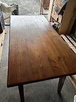 Holztisch