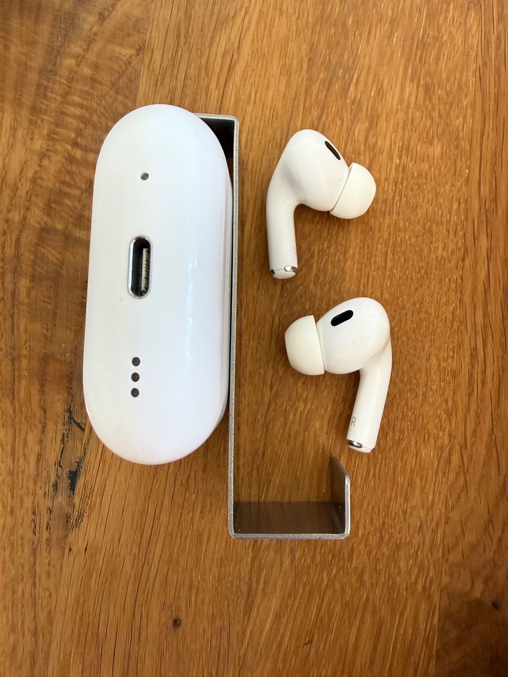 Apple Cuffie: APPLE AirPods Pro 2 (USB-C) – Usato da Lausanne venduto da Nine1982 7