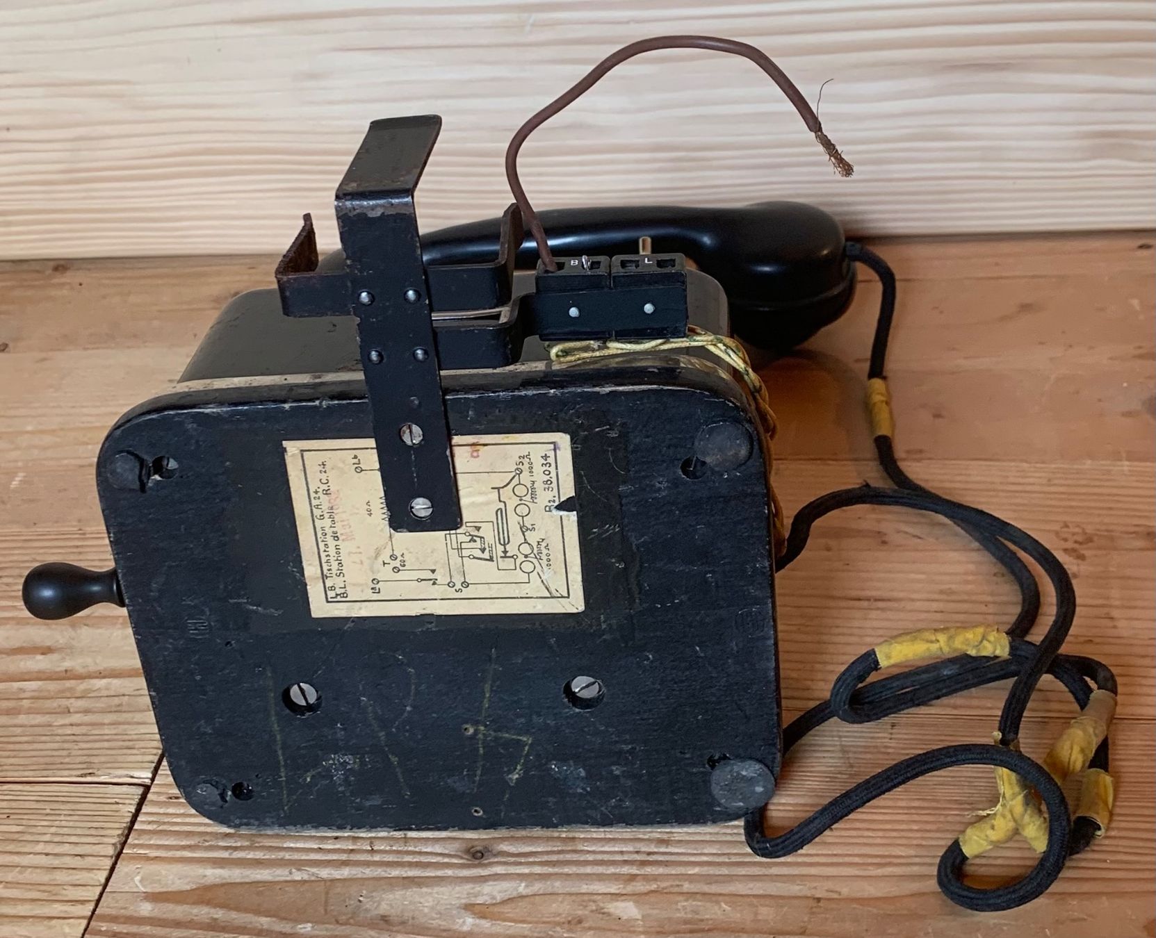 Telefoni: Lb-Tischstation G.A. 24 der CH Armee – Usato da Goldingen venduto da Bergler012 5