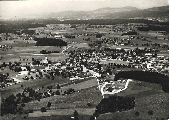 Cartoline postali: Bubikon ZH Flugufnahme Nr.236/9 , ca.1968 – Usato da Solothurn venduto da Bepposol