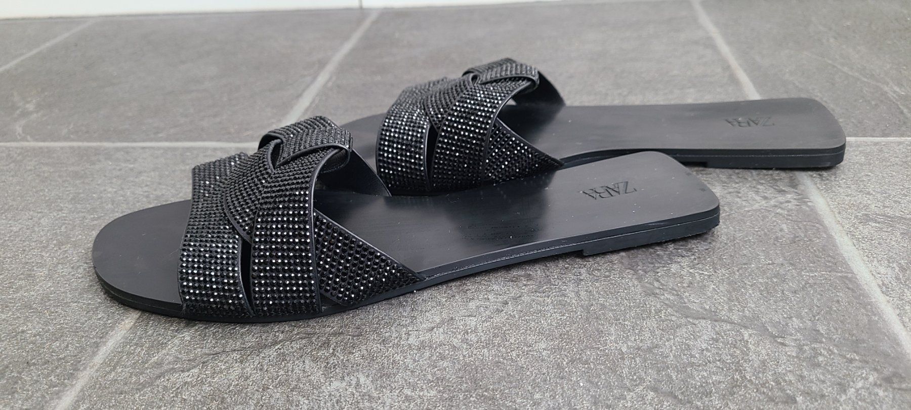 Zara Chaussures femmes: Sandaletten von Zara, Gr. 36 – D'occasion à Basel par Luzora