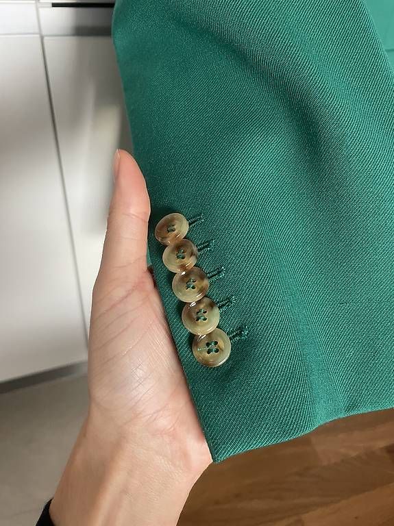 Mango Completi & Tailleur: Mango Blazer grün Gr. M - neuwertig – Nuovo (secondo la descrizione) da Meilen venduto da SabrinaK1992 2