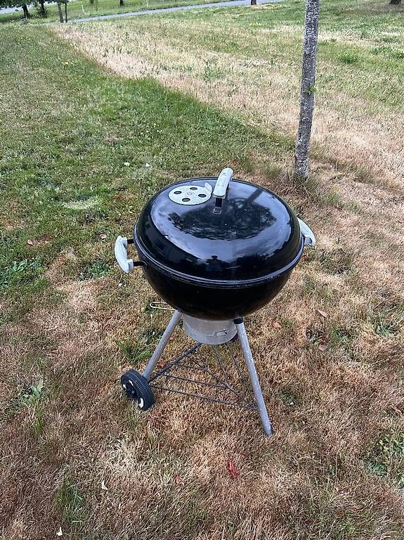 Weber Grills: Weber Kugelgrill – Gebraucht aus Bachs von jok_8p6r