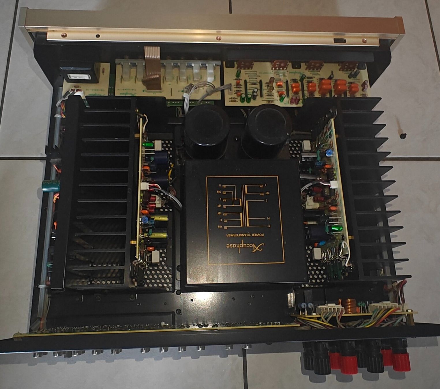 Accuphase Amplificatori: Accuphase E-206 - Hifi-Corner revidiert – Usato da Wallisellen venduto da amsee10 2