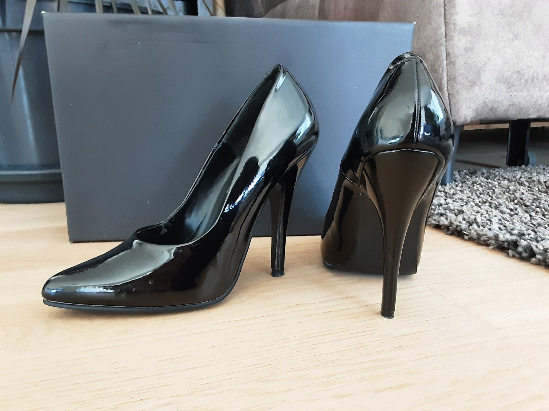 Scarpe da donna: Pumps Dresscode X schwarz Lackoptik 35.5 – Usato da Wagen venduto da sho_wsv2 1