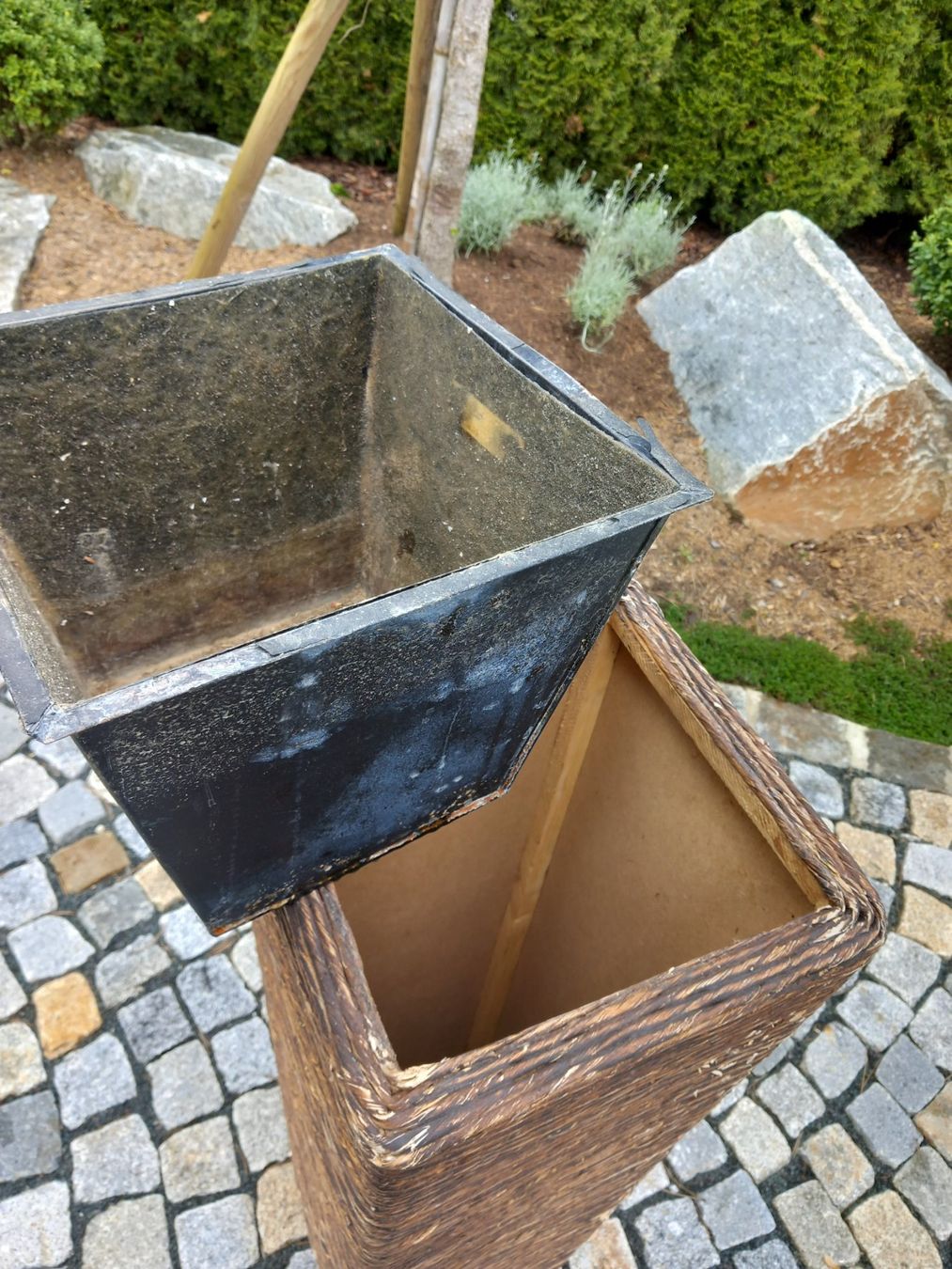 Vasi per fiori: Vase pour plantation – Usato da Troinex venduto da awh_m65m 1