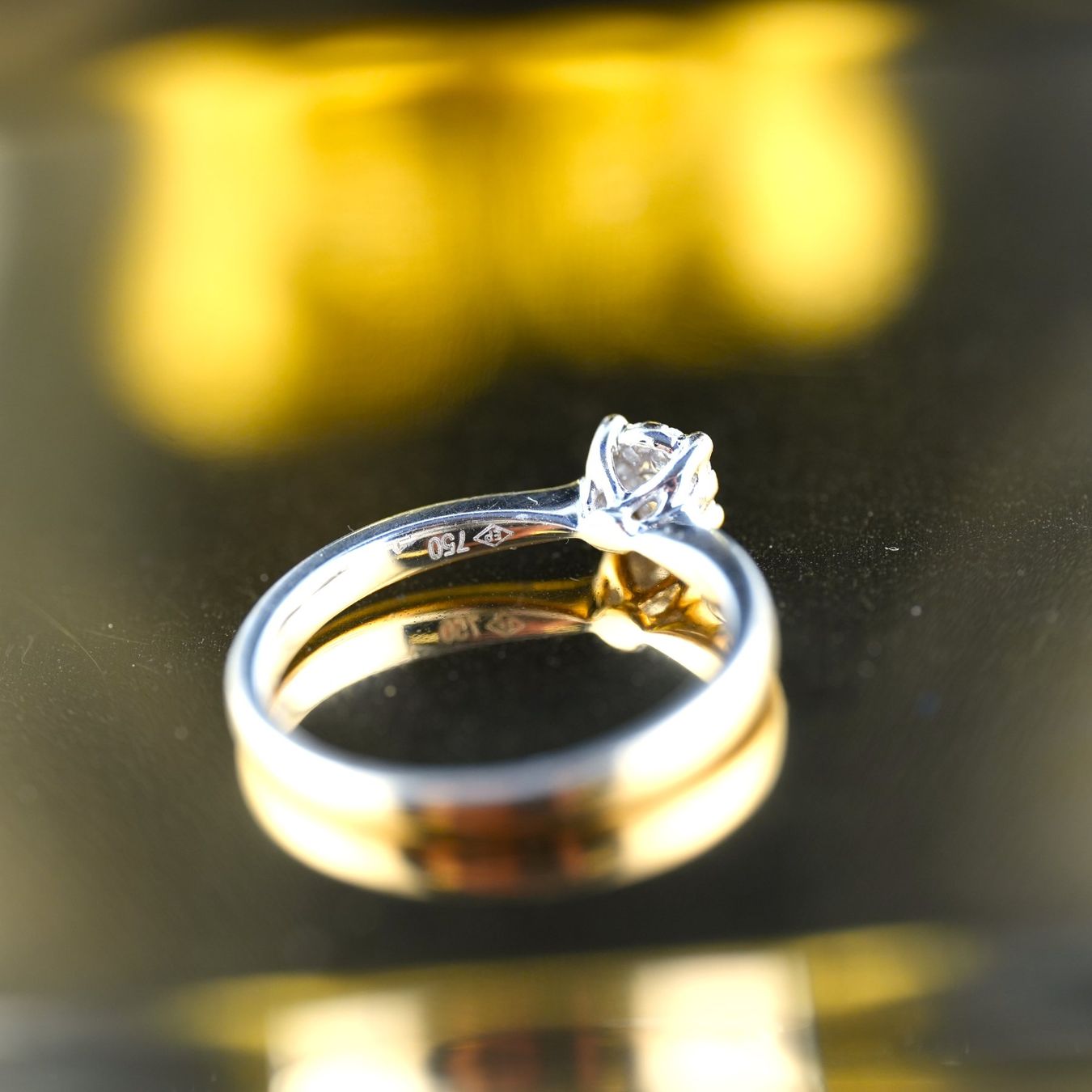 Anelli: Solitärring 18K mit 9 Diamanten – Usato da Basel venduto da Vip24 4