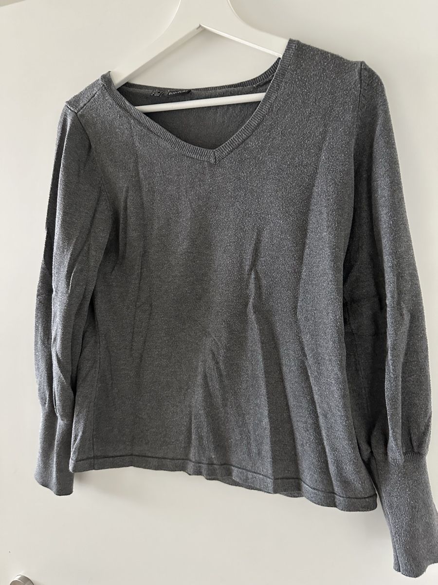 Pulls & Sweat-shirts: Grauer Bodyflirt Damenpullover Gr. S/M – D'occasion à Reinach BL par Alles_muss_weg00 1