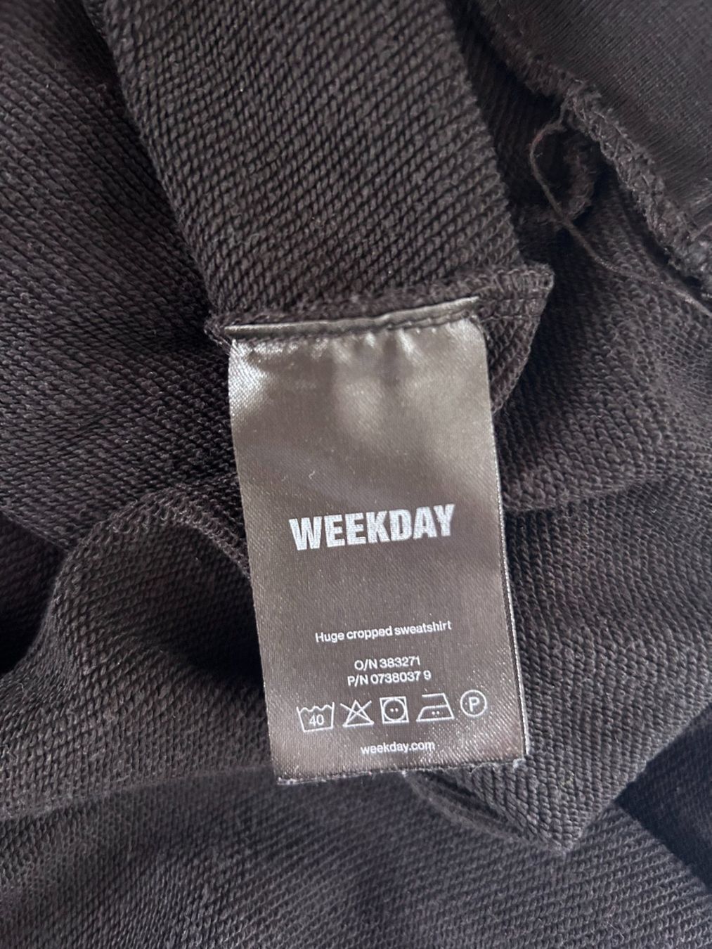 Weekday Pulls & Sweat-shirts: Weekday Sweatshirt – D'occasion à St. Gallen par look-twice 4