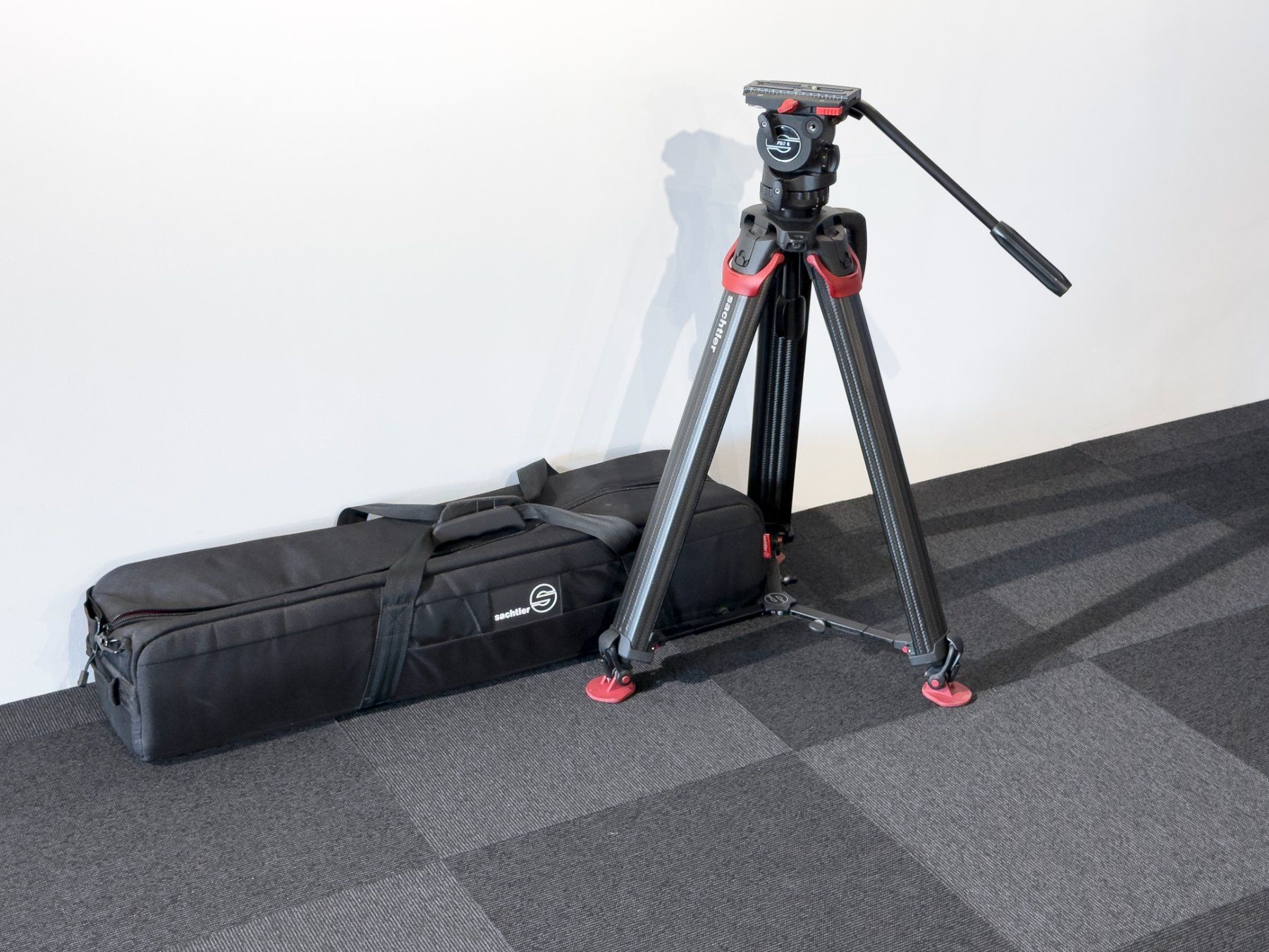Sachtler Treppiedi & Teste: Sachtler flowtech 75 FSB 6 FT MS | Carbon Videostativ – Usato da Chur venduto da eurostile