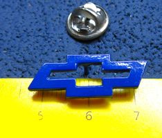CHEVROLET AUTO LOGO PIN CUTOUT BLUE "BOWTIE" EMBLEM