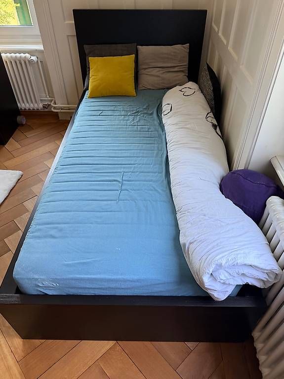 Betten: Bett inkl. Matratze & Kommode – Gebraucht aus St. Gallen von codeamazes 4
