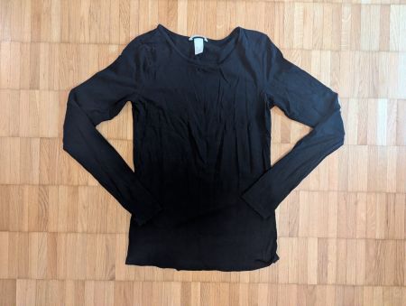 Damen Langarmshirt schwarz Grösse S guter Zustand Baumwoll