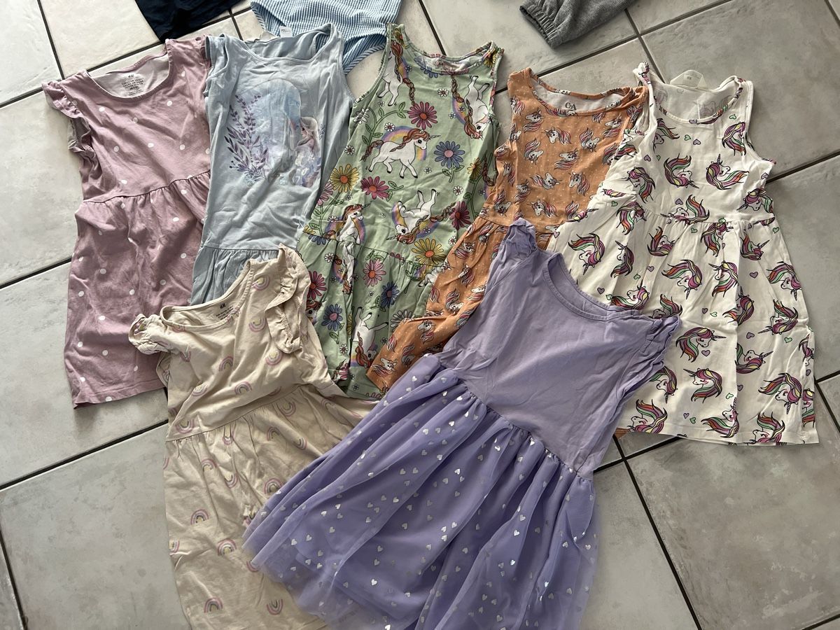Lotti & Set di vestiti: Kleiderpaket 122/128 – Usato da Zufikon venduto da luuuzi 3