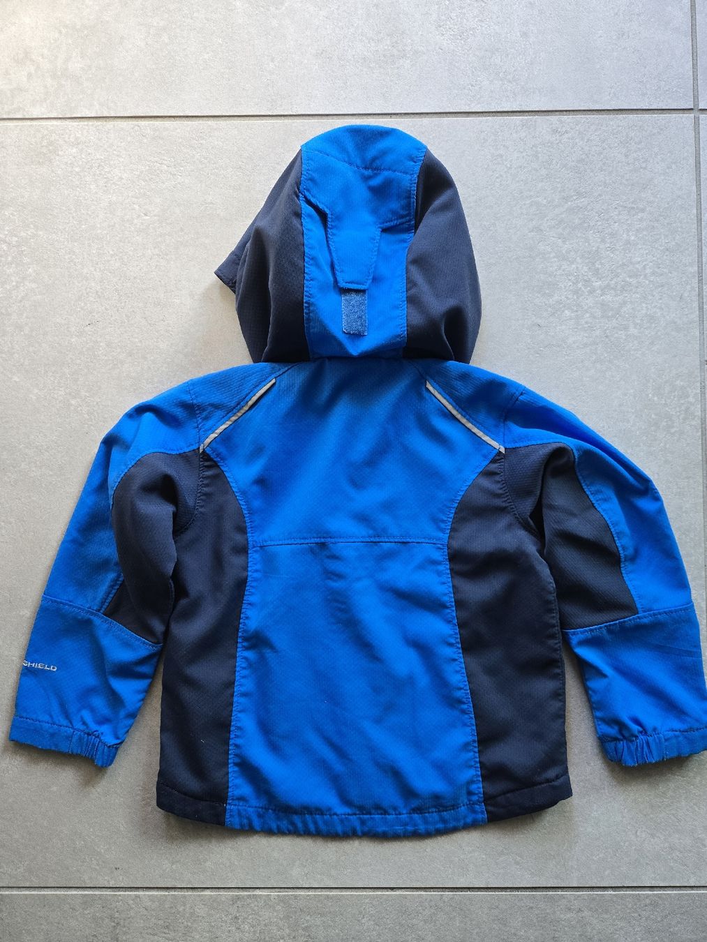 Columbia Giacche & Cappotti: Veste légère Columbia, taille 2 ans – Usato da La Neuveville venduto da Sarfe 1