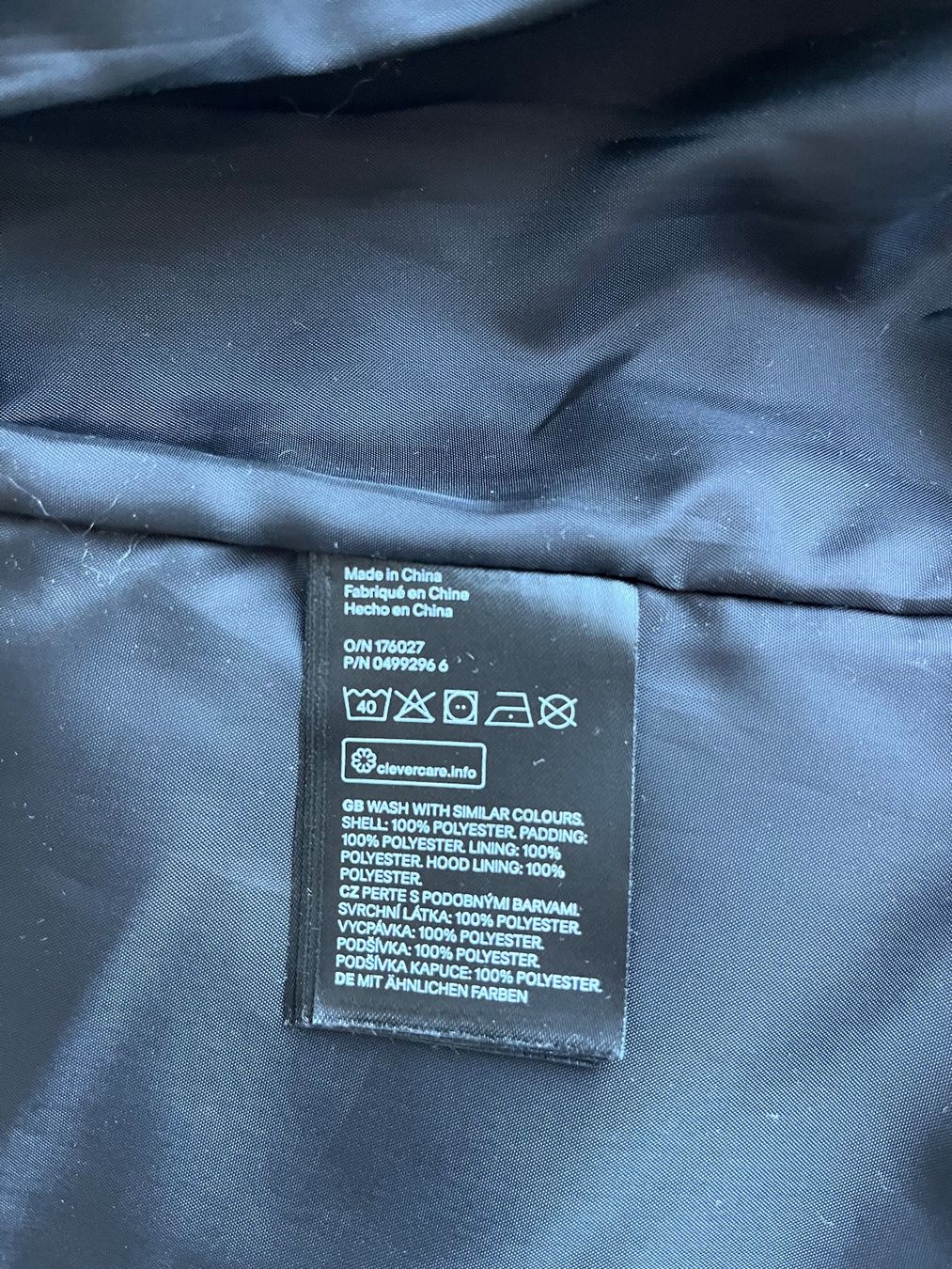 H&M Giacche & Cappotti: H&M Winterjacke schwarz Gr. 140 – Nuovo (secondo la descrizione) da Zollikofen venduto da spunk65 7