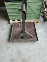 Mobiler Motorenständer Stahl, robust.