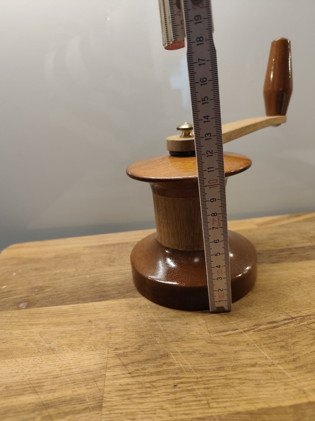 Elettrodomestici da cucina: Pfeffermühle Holz Vintage Schweiz – Usato da Meinisberg venduto da Destiny1972 4
